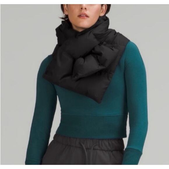 Lululemon Accessories - Lululemon 54x11 inches Black Snap Down Puffer Wonder Puff Scarf-U